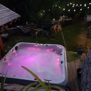https://chalet-dheidi.hotels-rhonealpes.com