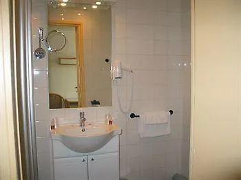 Fifi Moulin Hotell Serres   Serres (Hautes-Alpes)