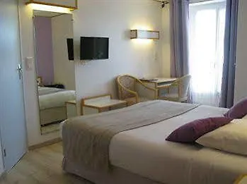 Fifi Moulin Hotell Serres